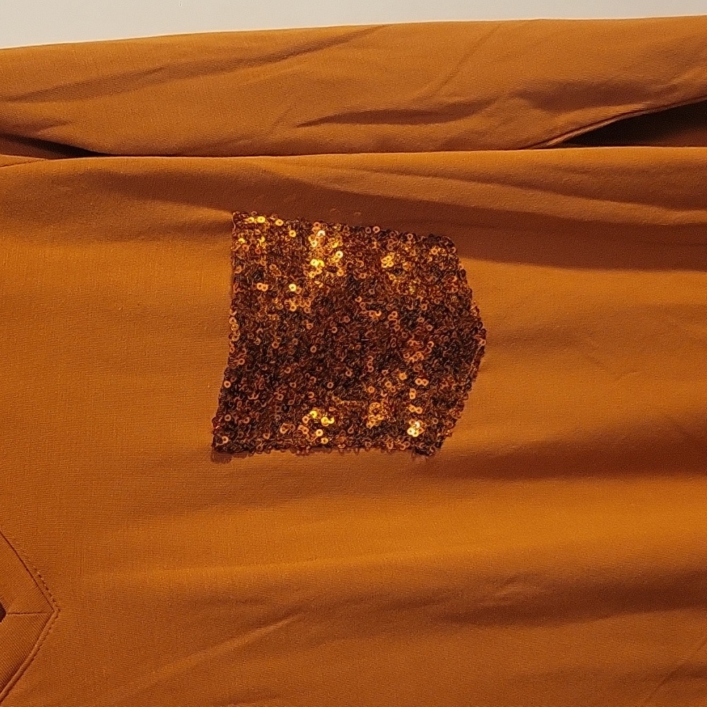 476 NWOT Zenana Shirt - Picture 2 of 7